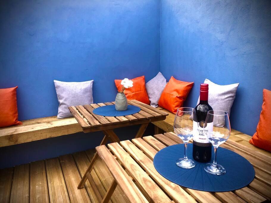 Luxe Living City Apartment - Beach, Wifi, Parking Swansea Exterior photo